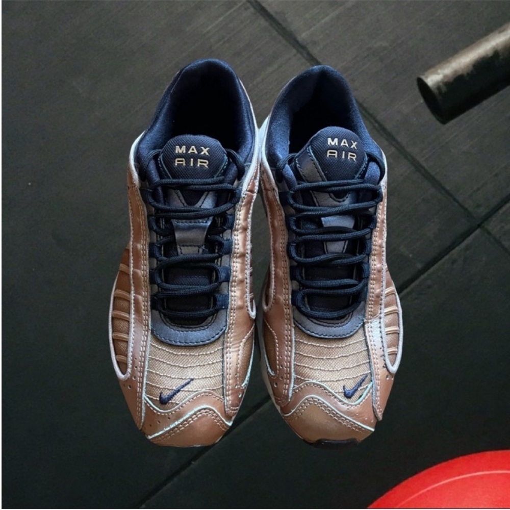 Nike Max Air Tailwind Rose Gold